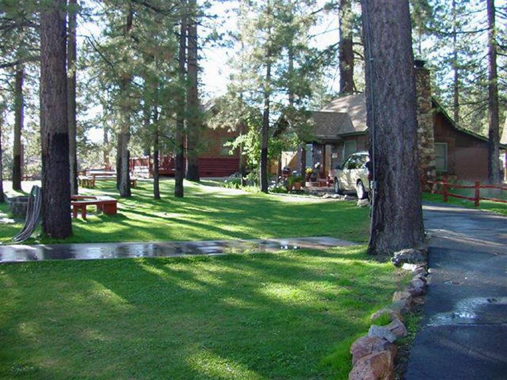 Golden Bear Cottages Big Bear