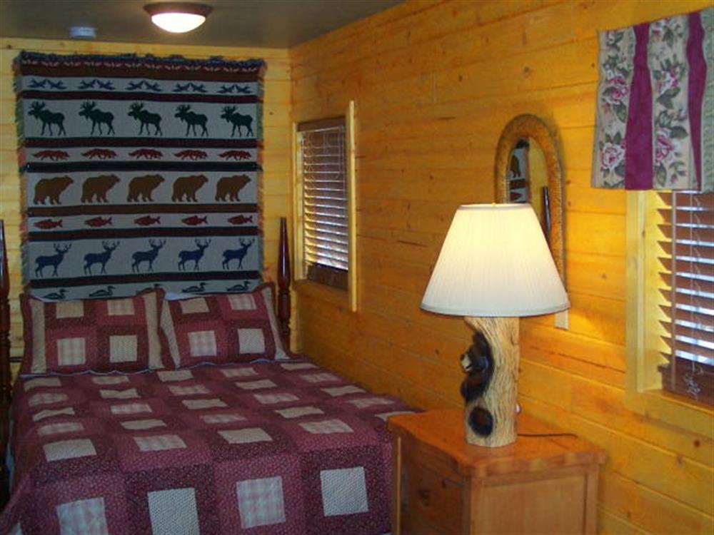 Golden Bear Cottages Big Bear