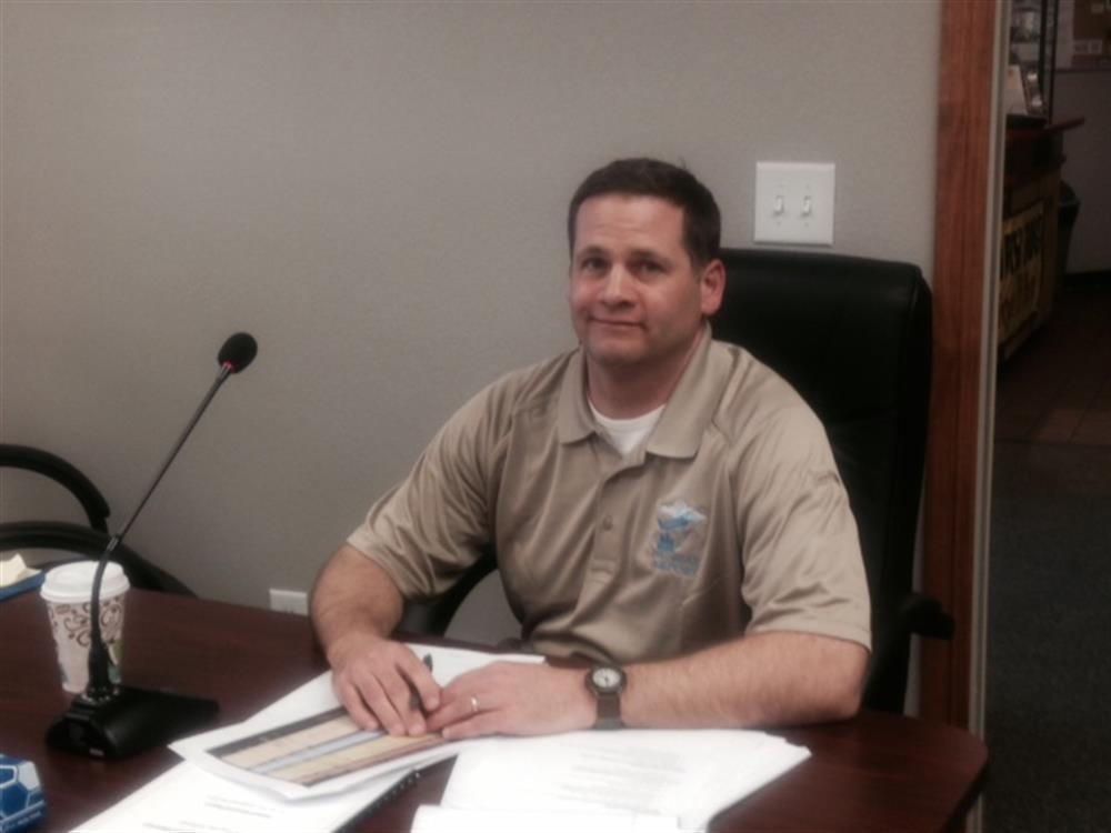 AIRPORT GMgr Dustin Leno