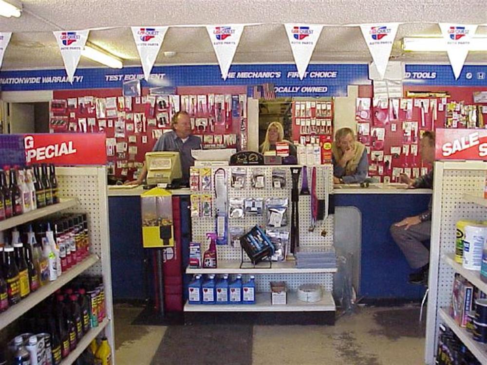 Bills Auto Parts - car and boat parts. 2