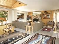 Celebrity Mountain Vacation Rentals 10
