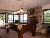 Celebrity Mountain Vacation Rentals 14