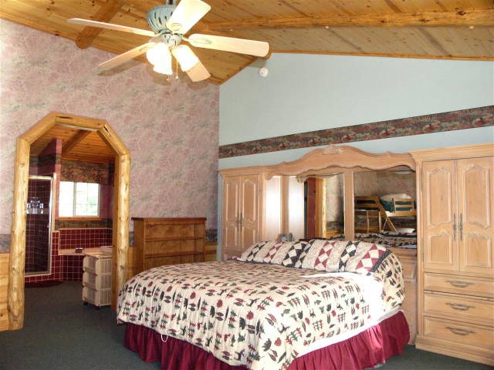 Celebrity Mountain Vacation Rentals 3