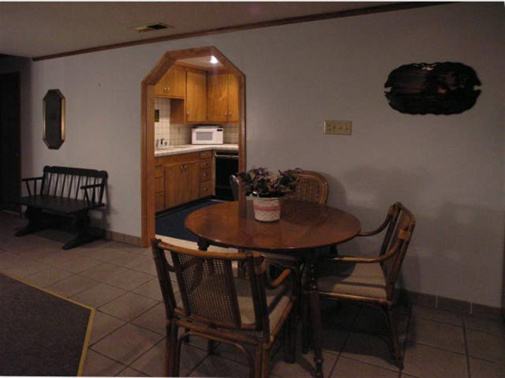 Creek Runner's Lodge 13