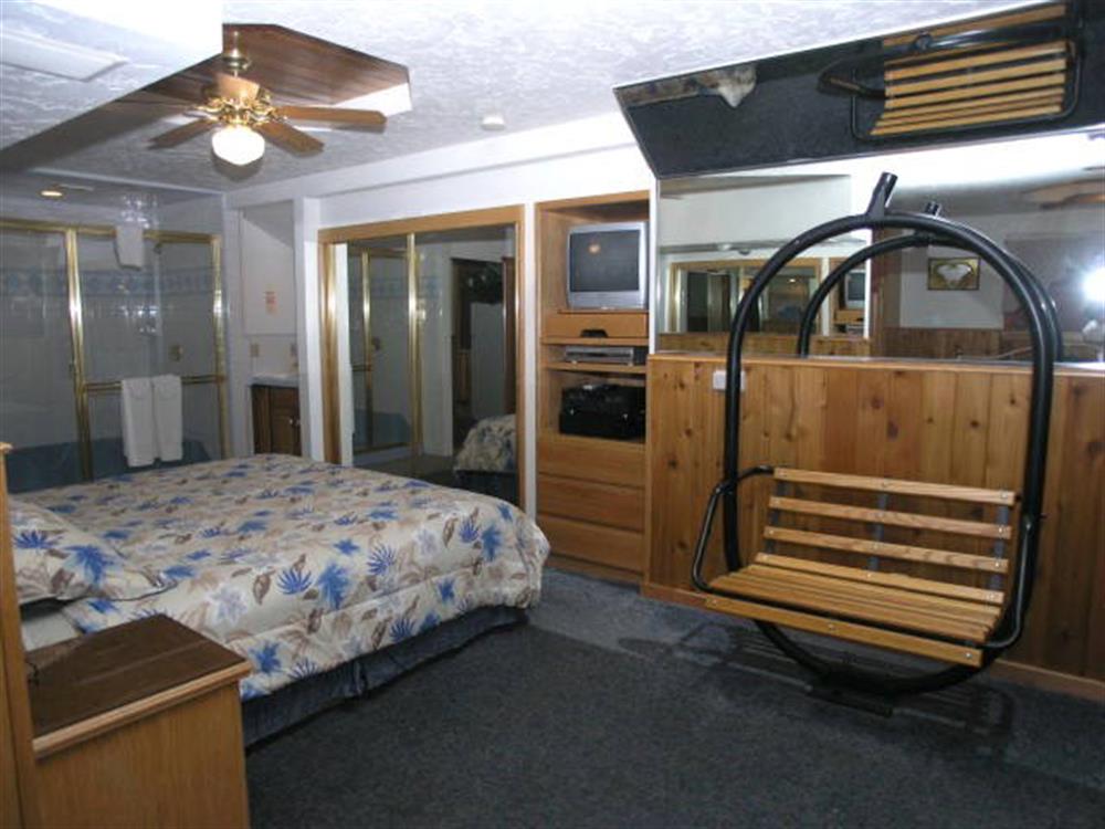 Creek Runner's Lodge 25