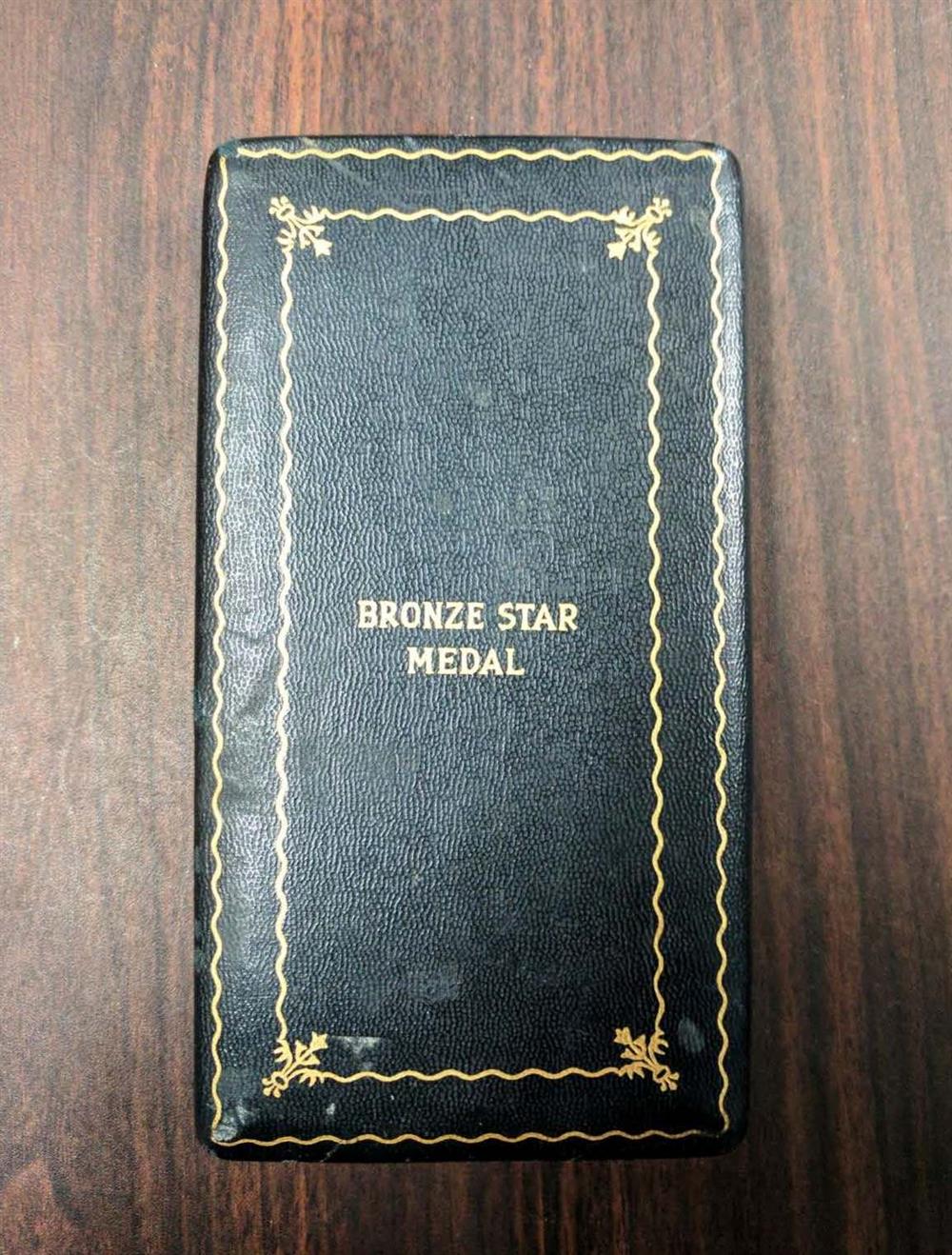 bronze.star.case[1]