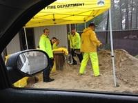 BBFD_Filling_Sandbags[1]