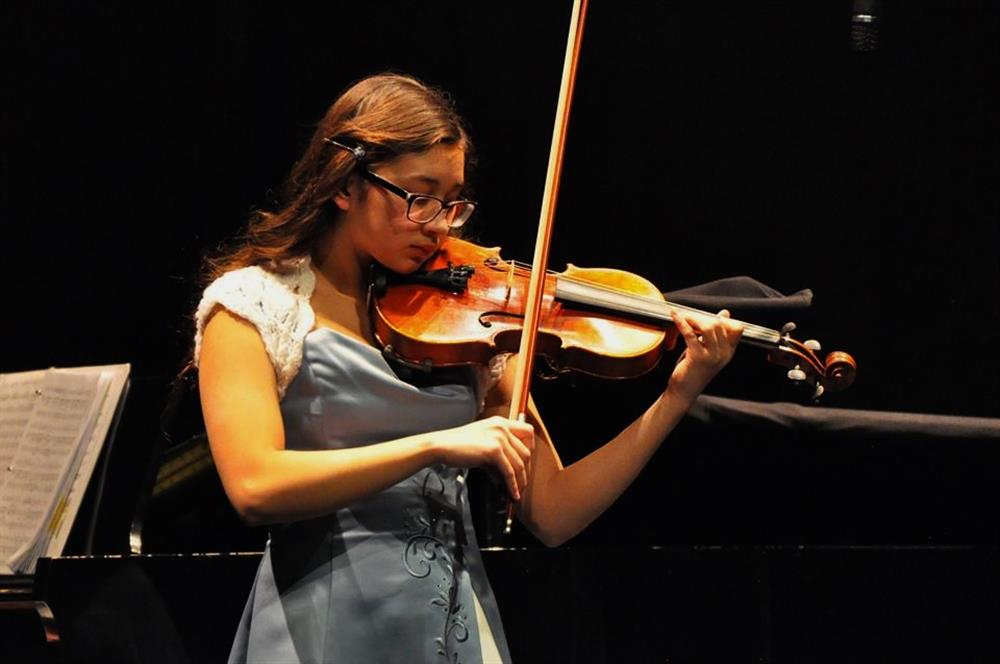 ROTARY BB Idol Catie Donoho Violin 2015