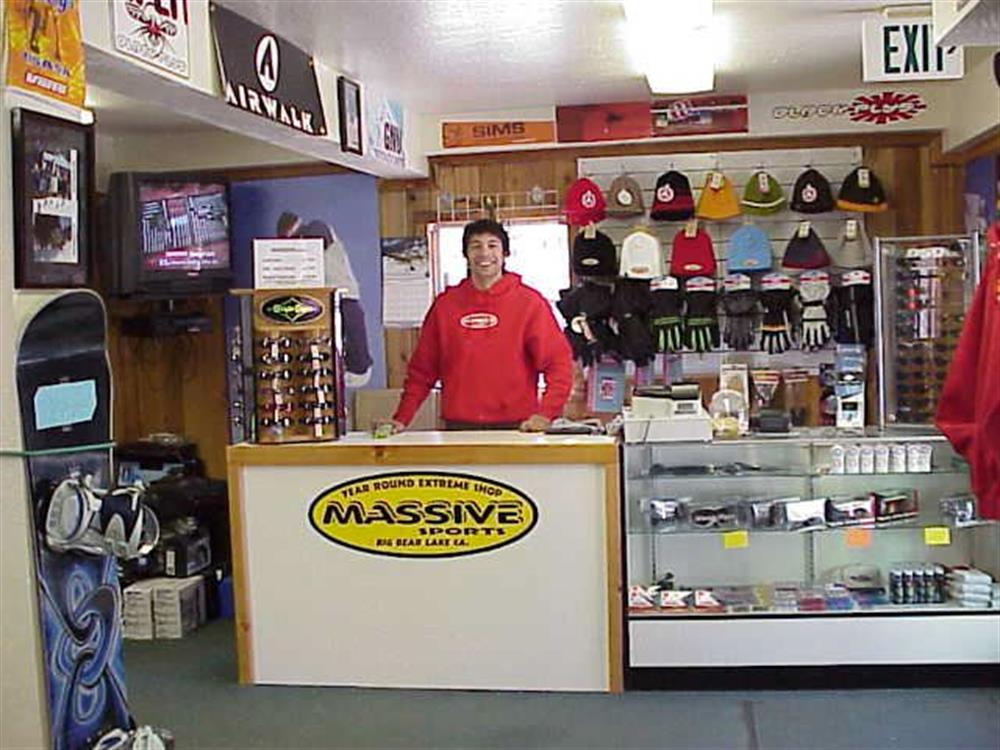 Massive Snowboards 1