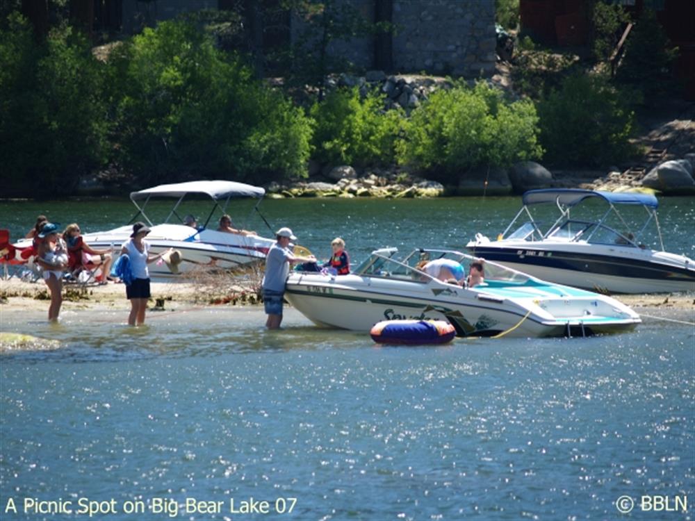 Boating to a sandy cove near China Island