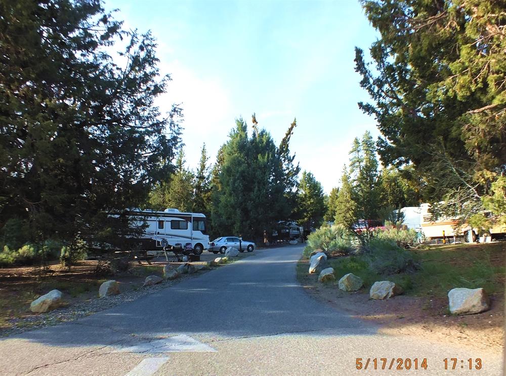 Motorhome spaces Serrano Campground