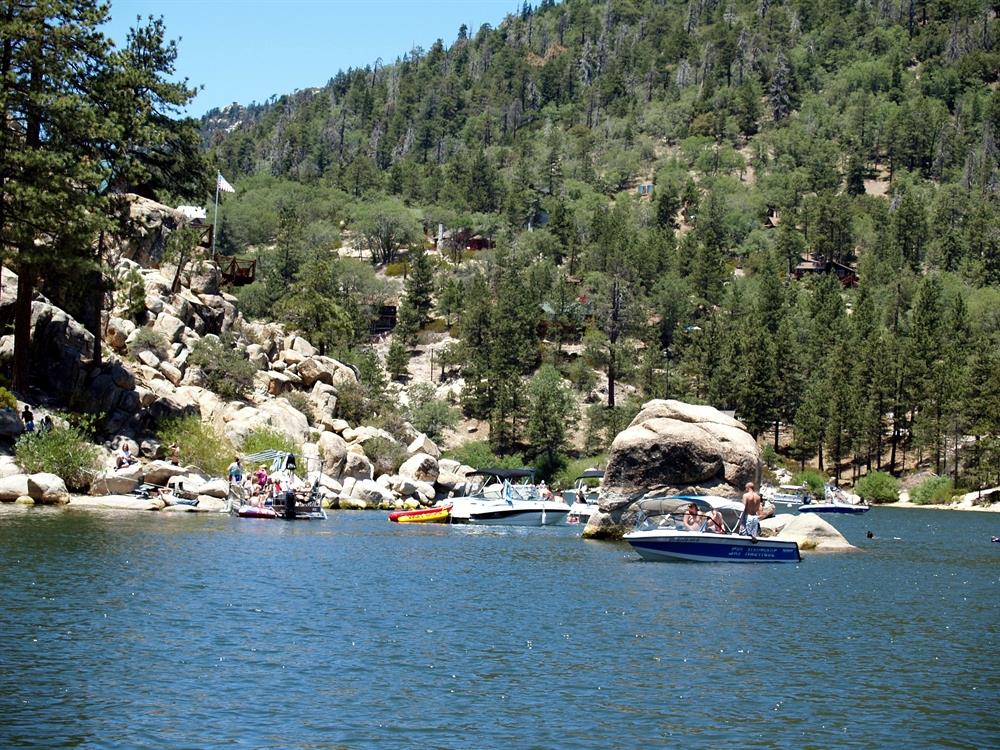 Rocks area just east of the dam