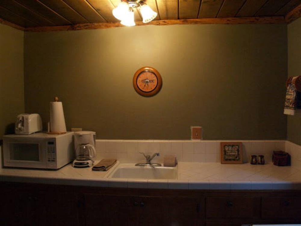 Goldmine Lodge  10
