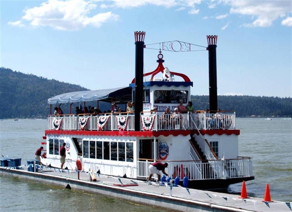 Miss Liberty - Boat Tours 10