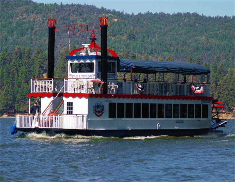 Miss Liberty - Boat Tours 8